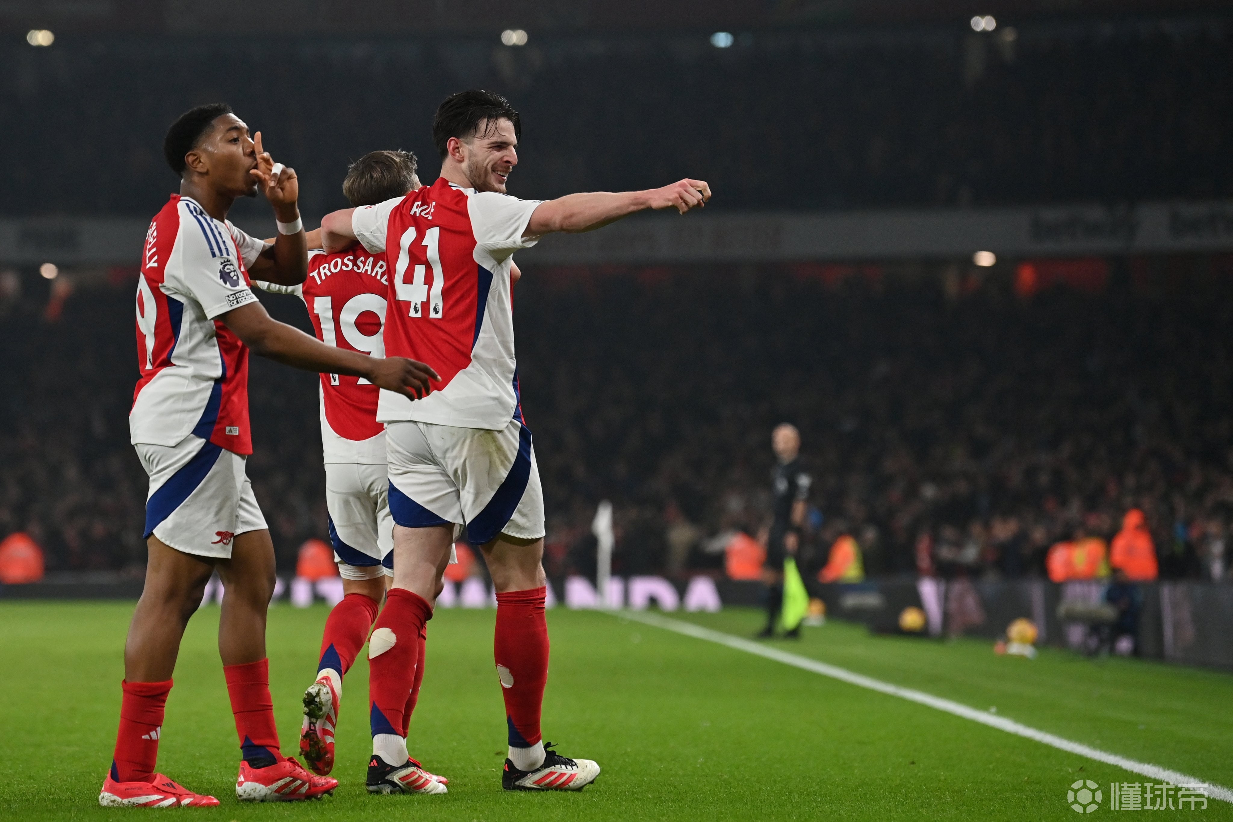 冲刺阶段欧冠焦点战，里昂单刀错失，底气十足，赛程密集仍需轮换的简单介绍